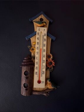 Vintage Acu-rite Precision Instruments in Time and Temperature Thermometer
